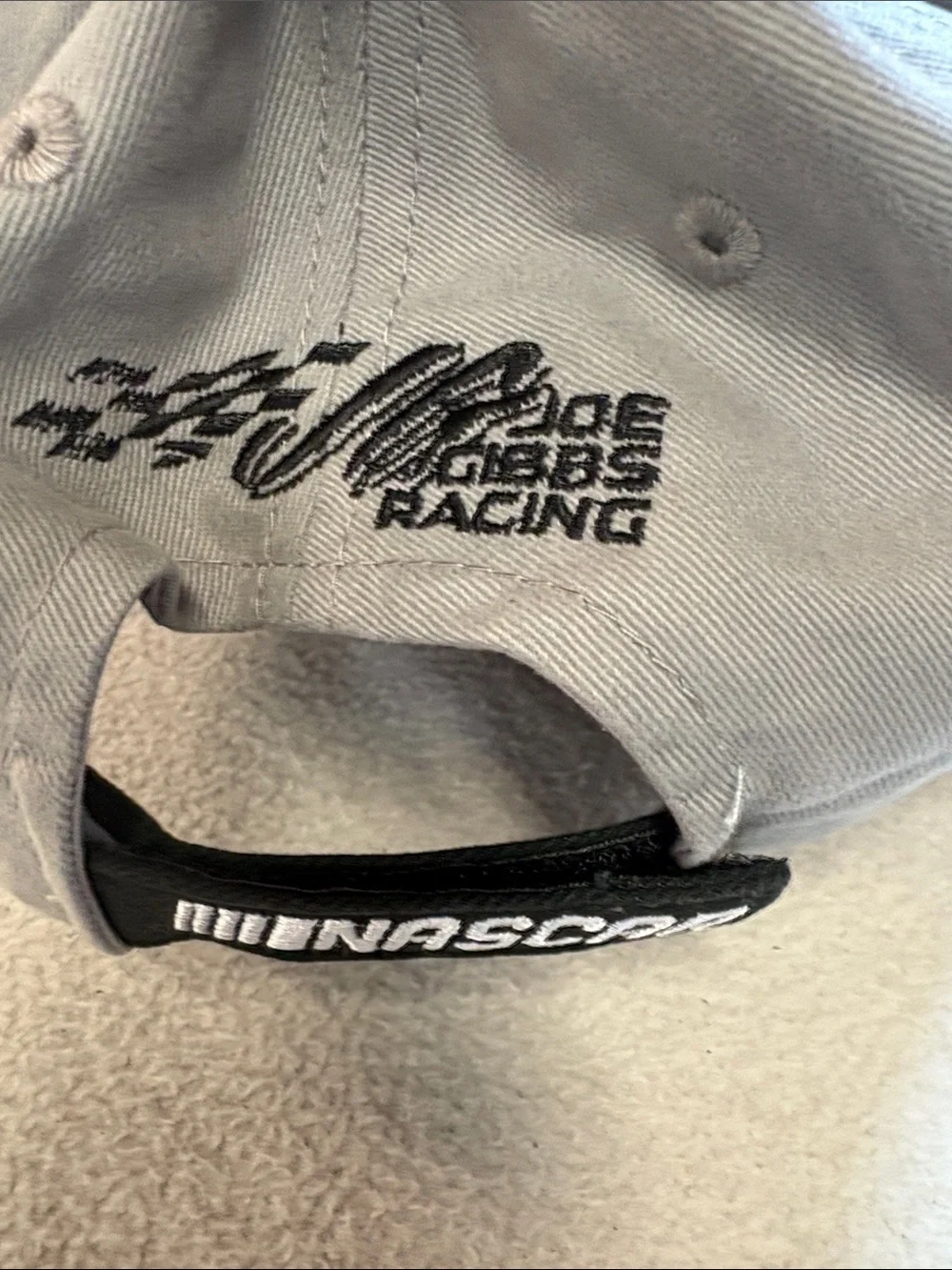 Joe Gibbs Racing. Martin Truex Jr. #19